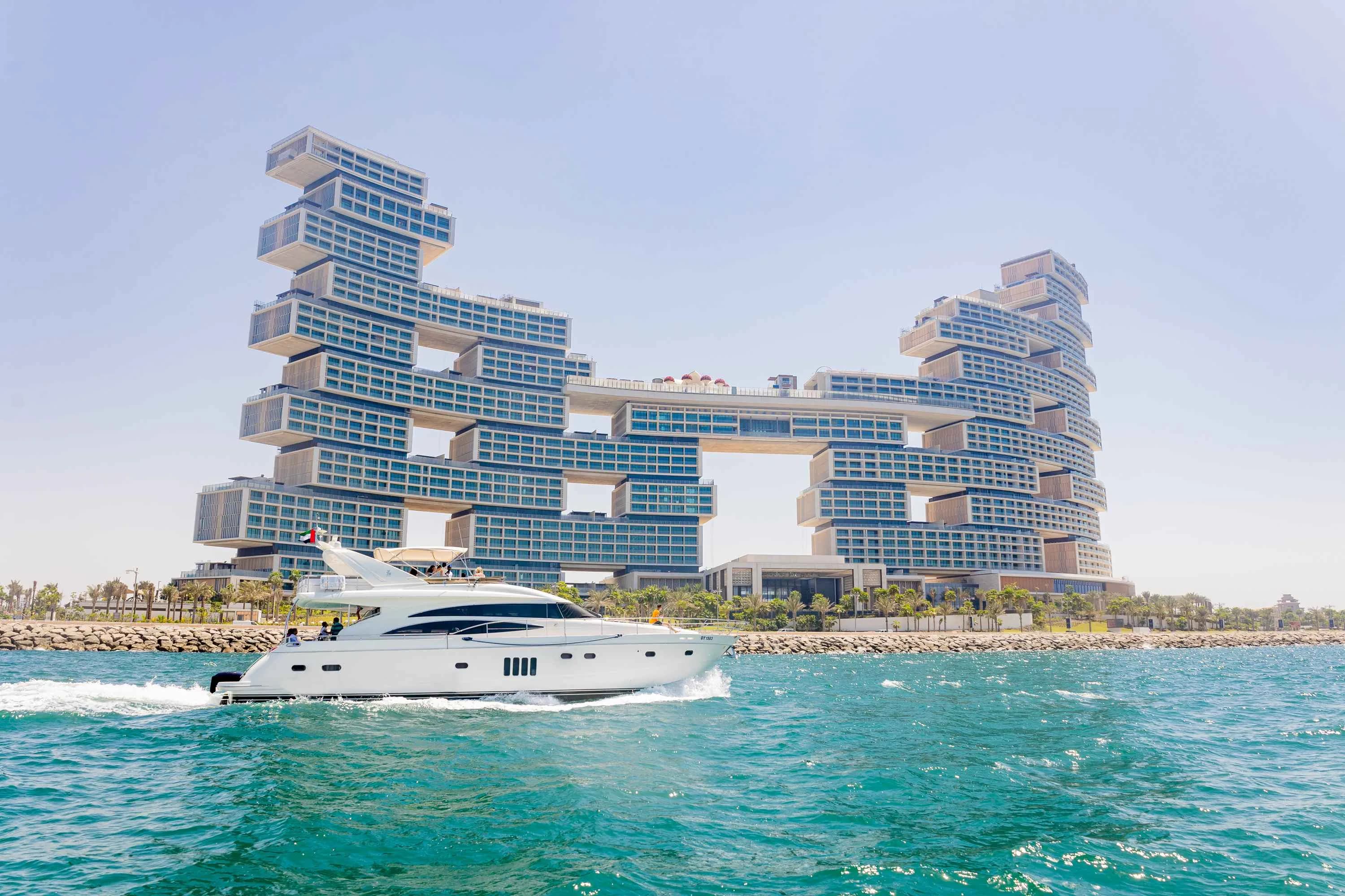 Private Yacht Charter | Noble Life